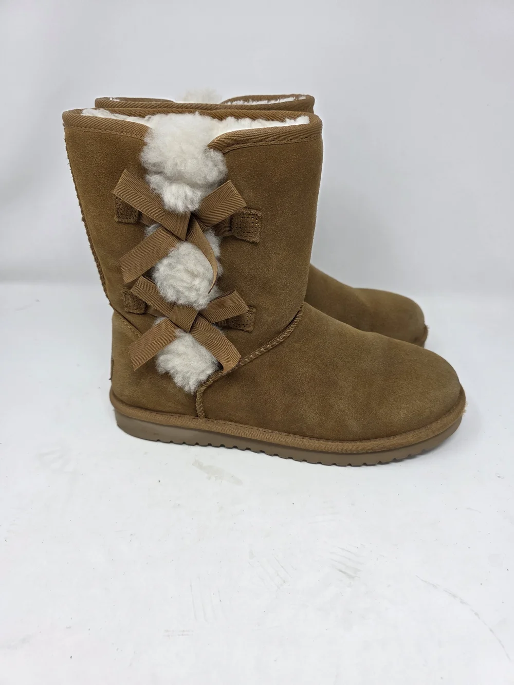 Koolaburra by UGG Victoria Short Boots Womens 9 Chestnut Brown Suede Bows